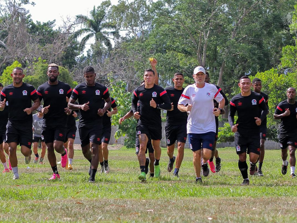 Olimpia prueba su racha tras 17 partidos invictos ante la Real Sociedad