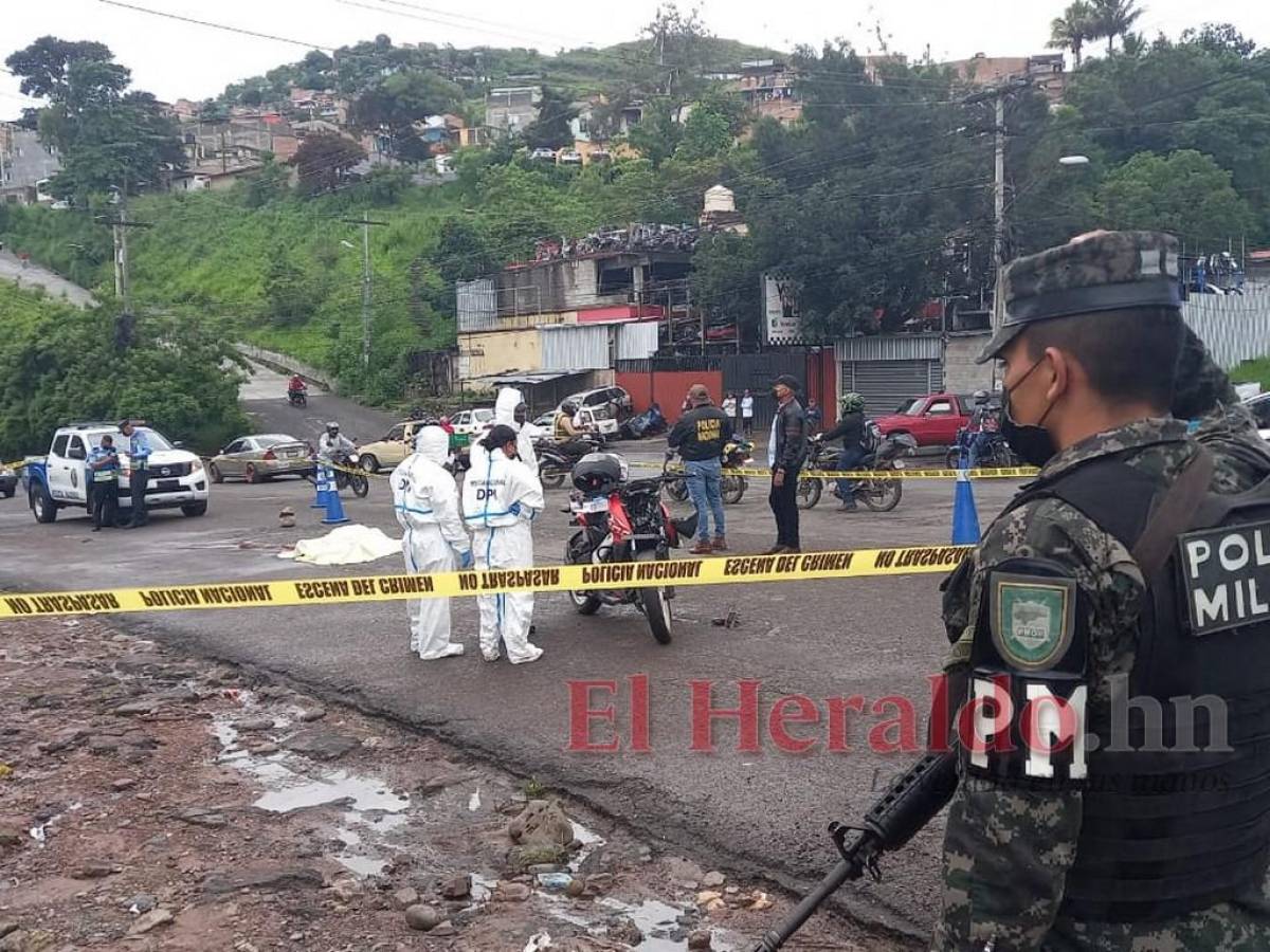 La víctima se dirigía hacia su lugar de trabajo cuando ocurrió el trágico accidente.