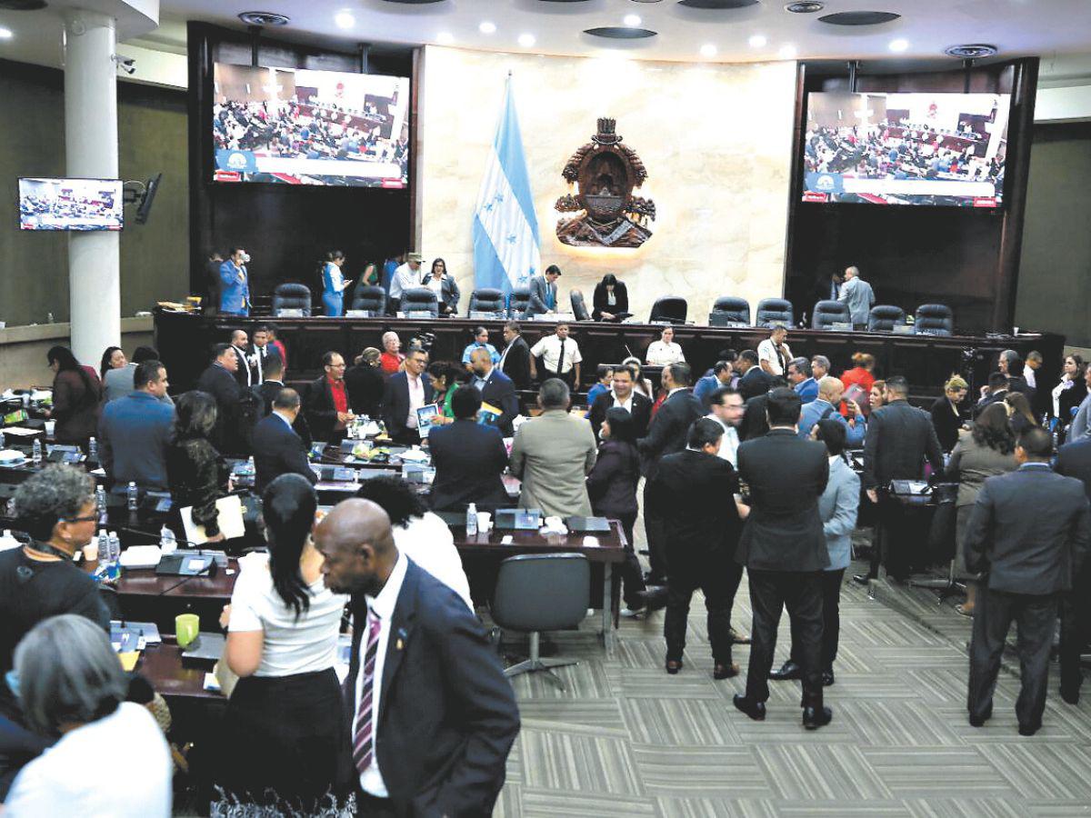 Con posturas encontradas Congreso discutirá hoy reformas electorales