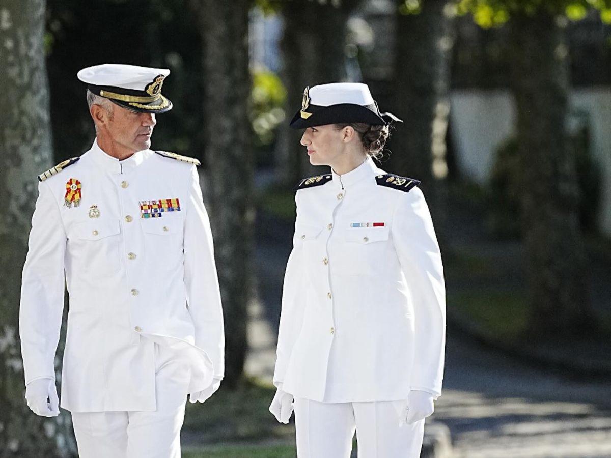 Primeras fotos de la princesa Leonor en la Escuela Naval de Marín en España