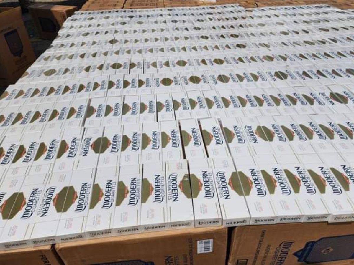 Decomisan a guatemalteco más de 5 millones de cigarrillos en la Barra de Chamelecón