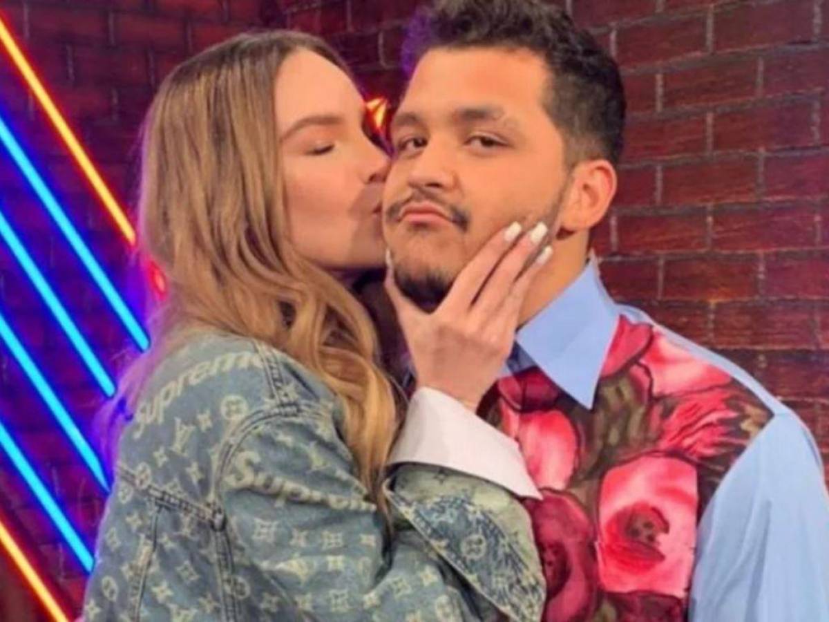 Christian Nodal revela qué hizo con el tatuaje de los ojos de Belinda