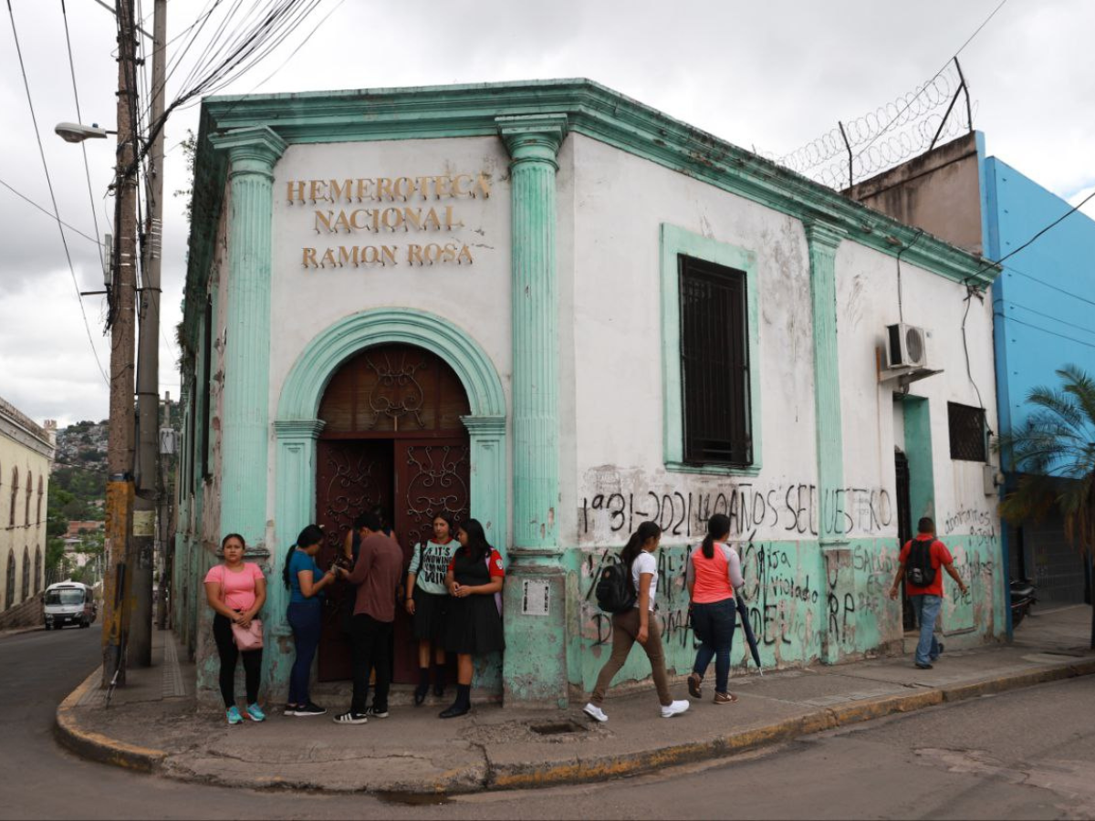 Casa cultural, otra obra prometida; hay dos más que van con paso lento