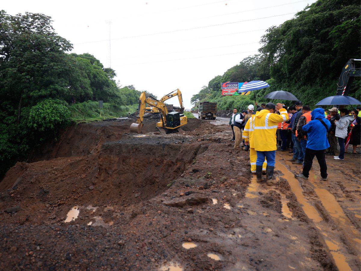 Paso de lluvias en Centroamérica provoca seis muertes