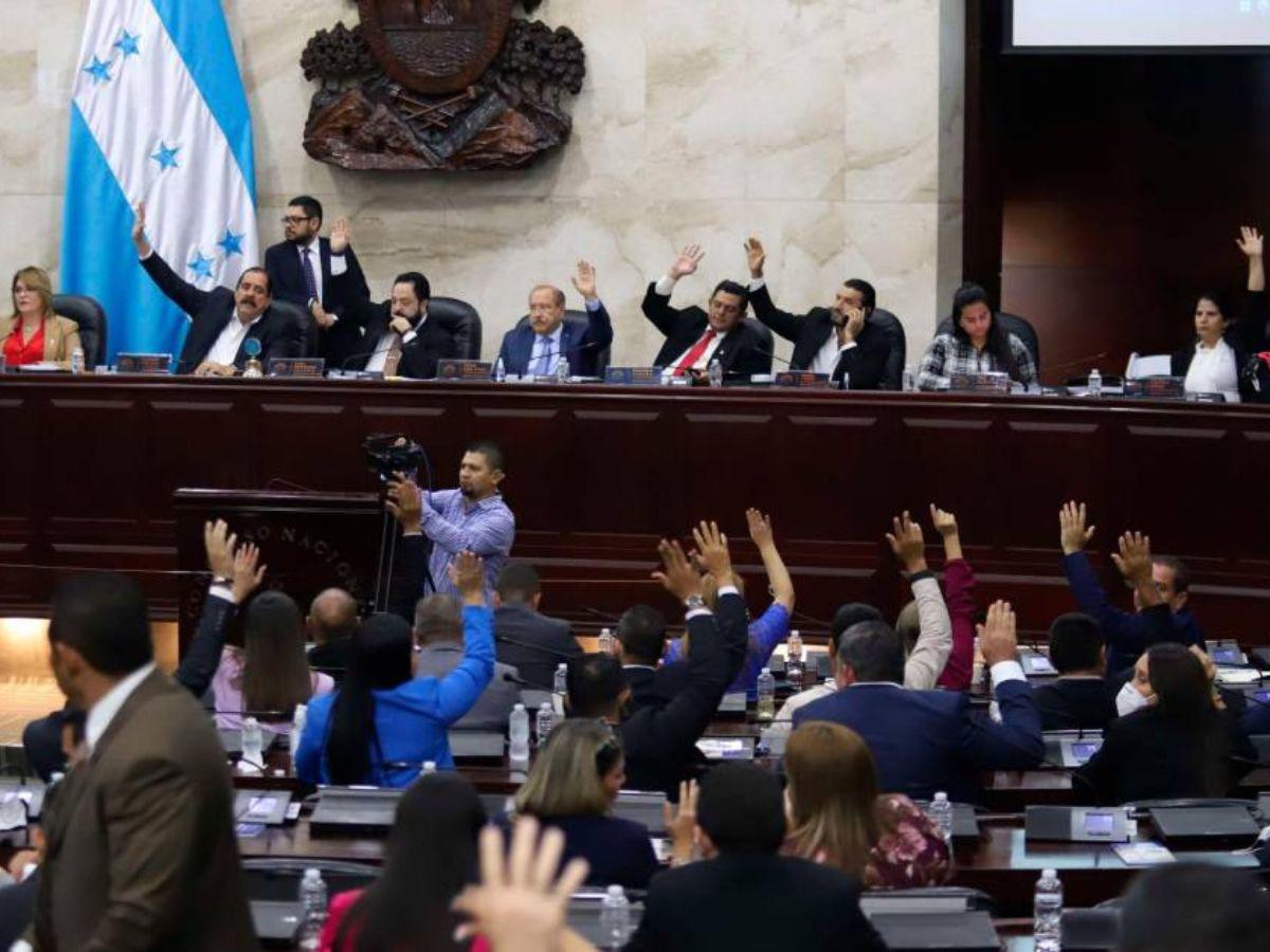 La CAF ofrece financiar proyectos de energía