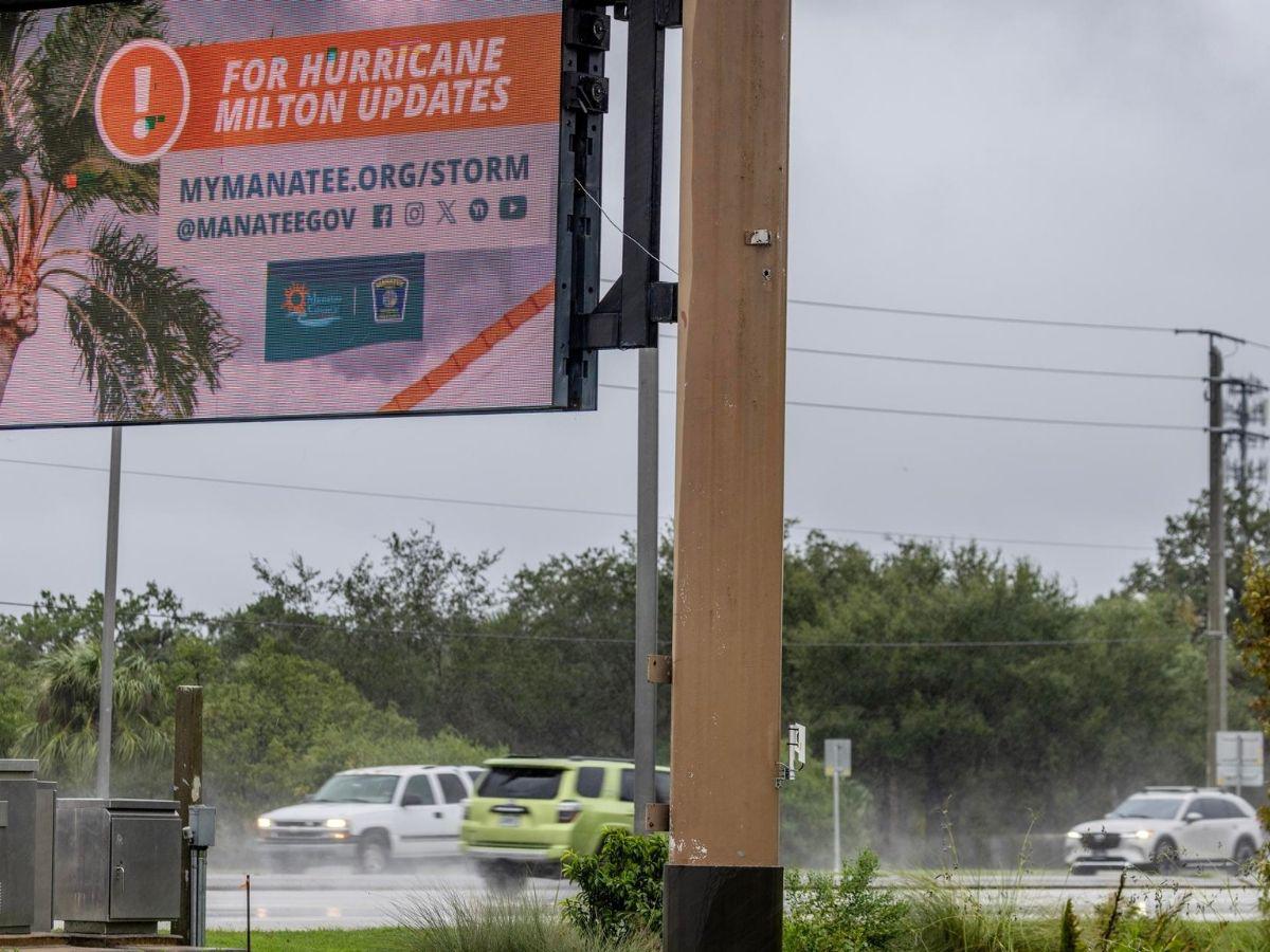 Huracán Milton: imágenes de los primeros daños que está dejando el fenómeno en Florida