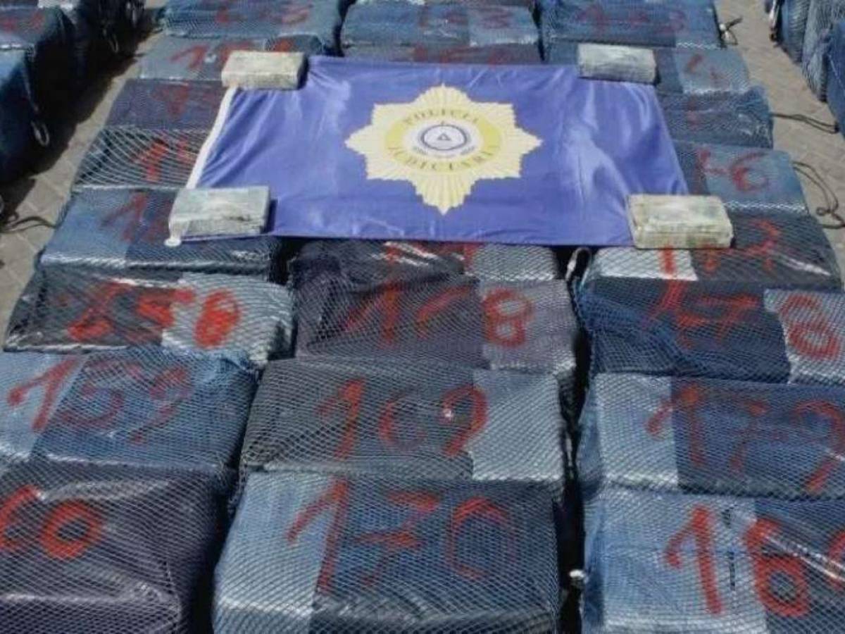 Más de 5 toneladas de cocaína incautadas en Cabo Verde en barco de pesca procedente de Brasil