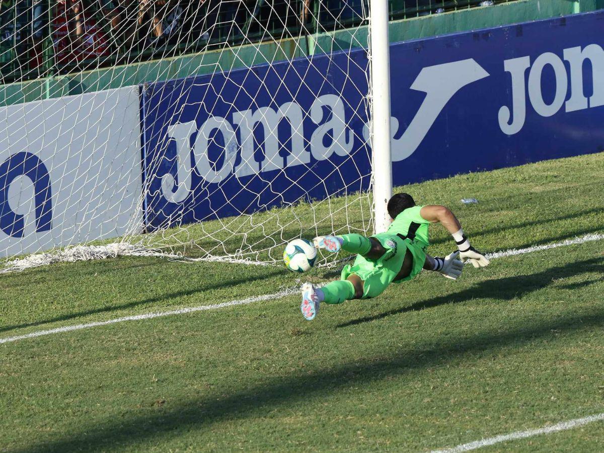 El gol que puso el 1-0 de Olimpia frente a Marathón