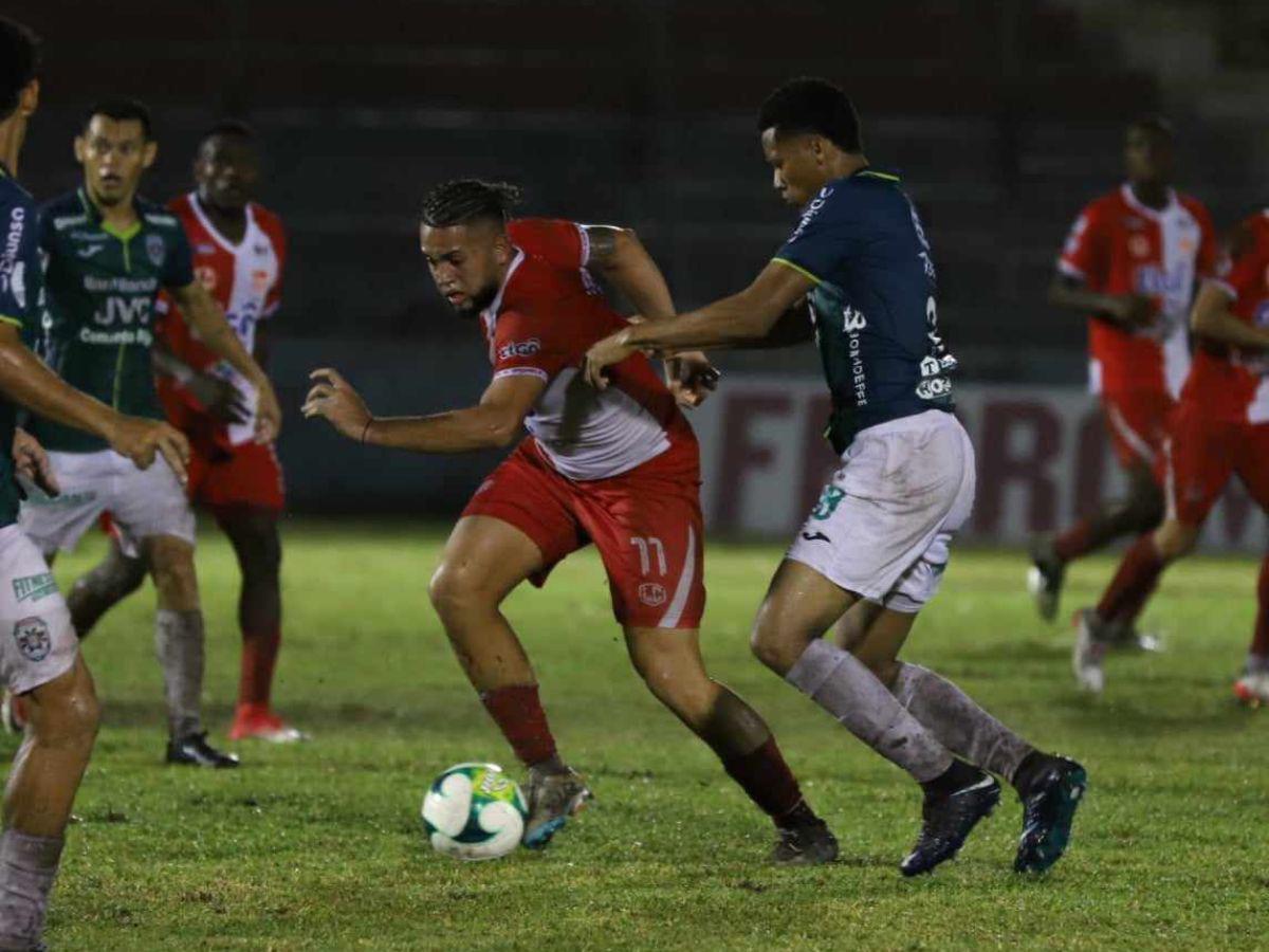 Nicolás Royón rescata a Marathón para conseguir sufrido empate 1-1 ante Vida