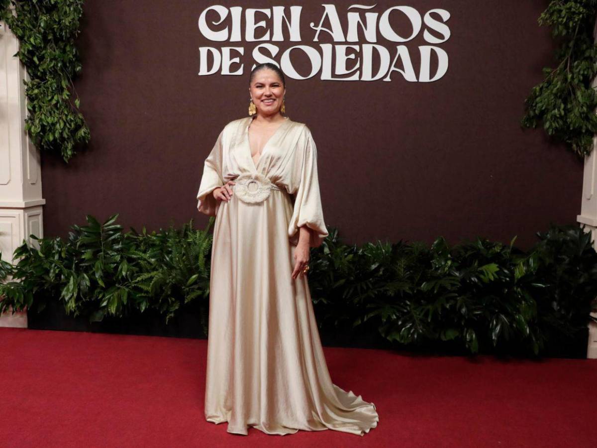 El elenco de “Cien años de soledad”, de Netflix, asiste al estreno