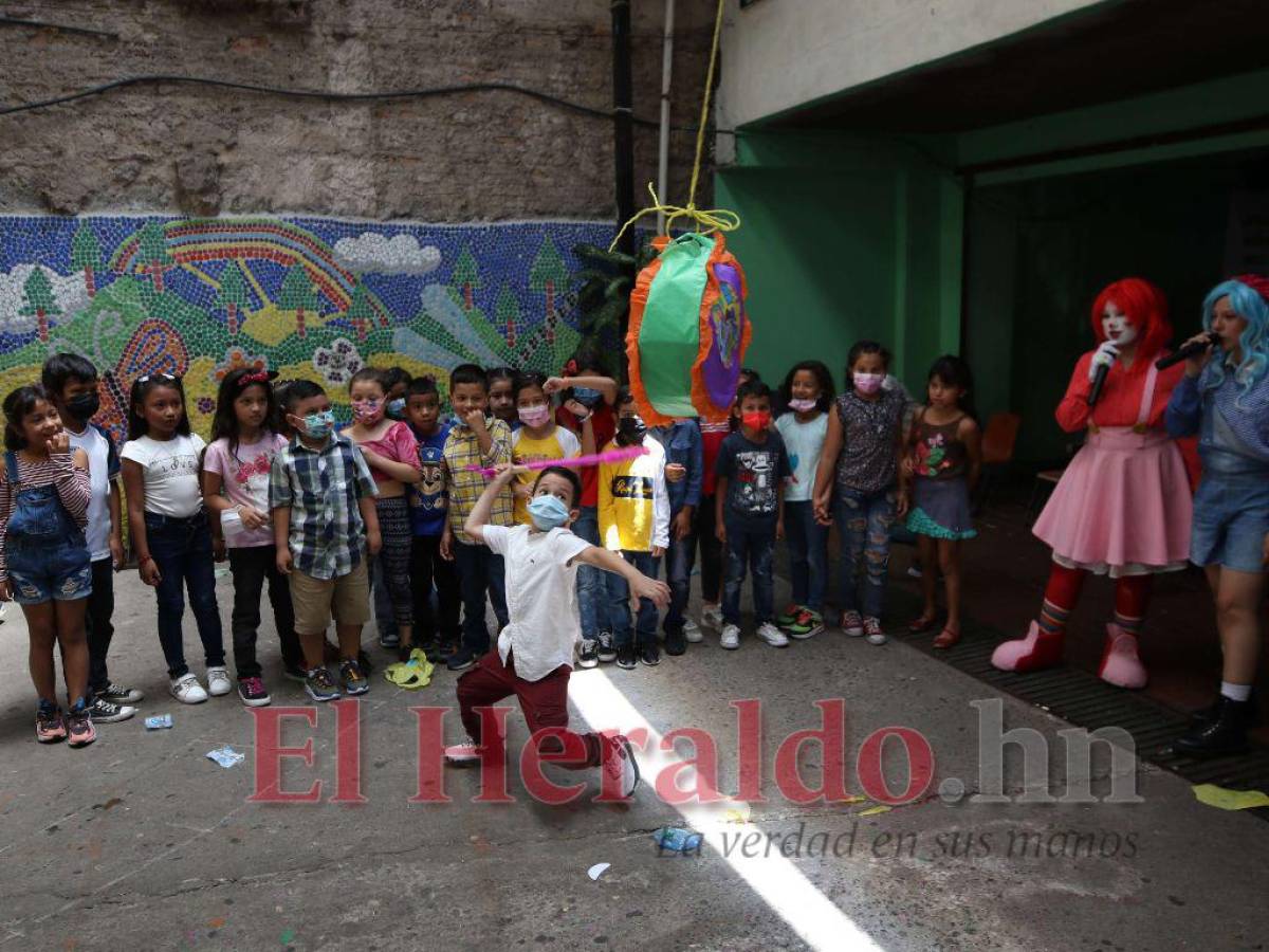 Con grandes sueños, niños capitalinos celebran su día