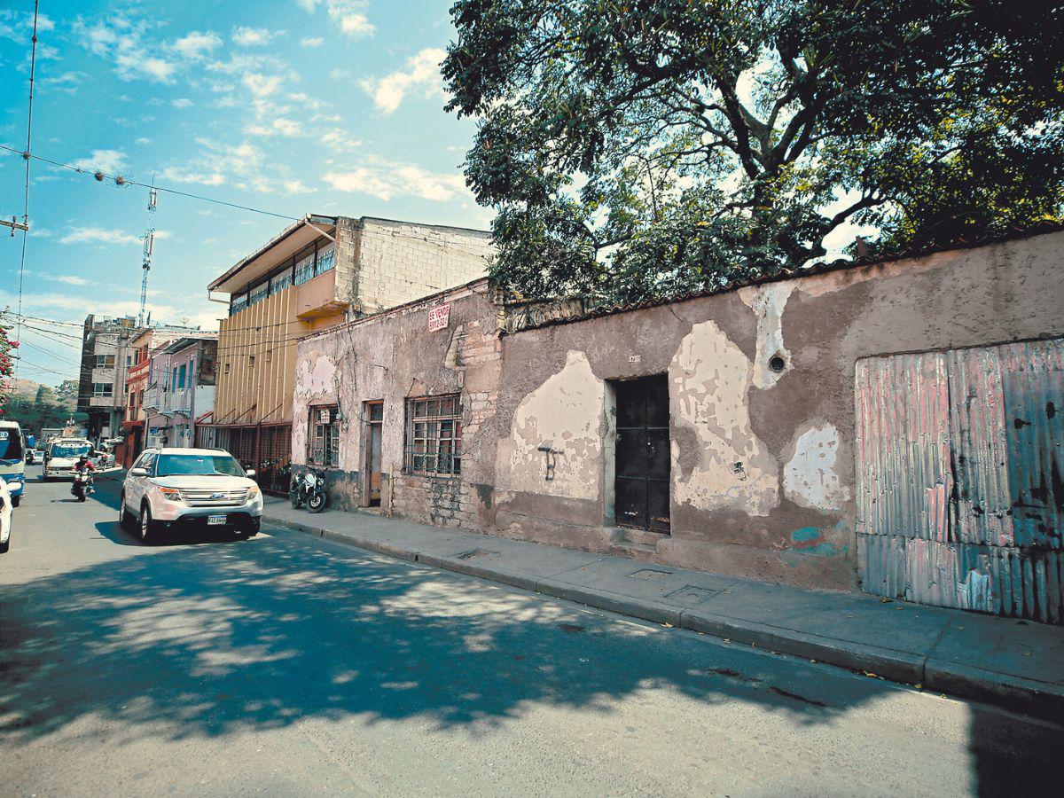 Algunos son utilizados como depósitos de basura que atentan contra la salud de las personas y el tema ambiental de la ciudad.