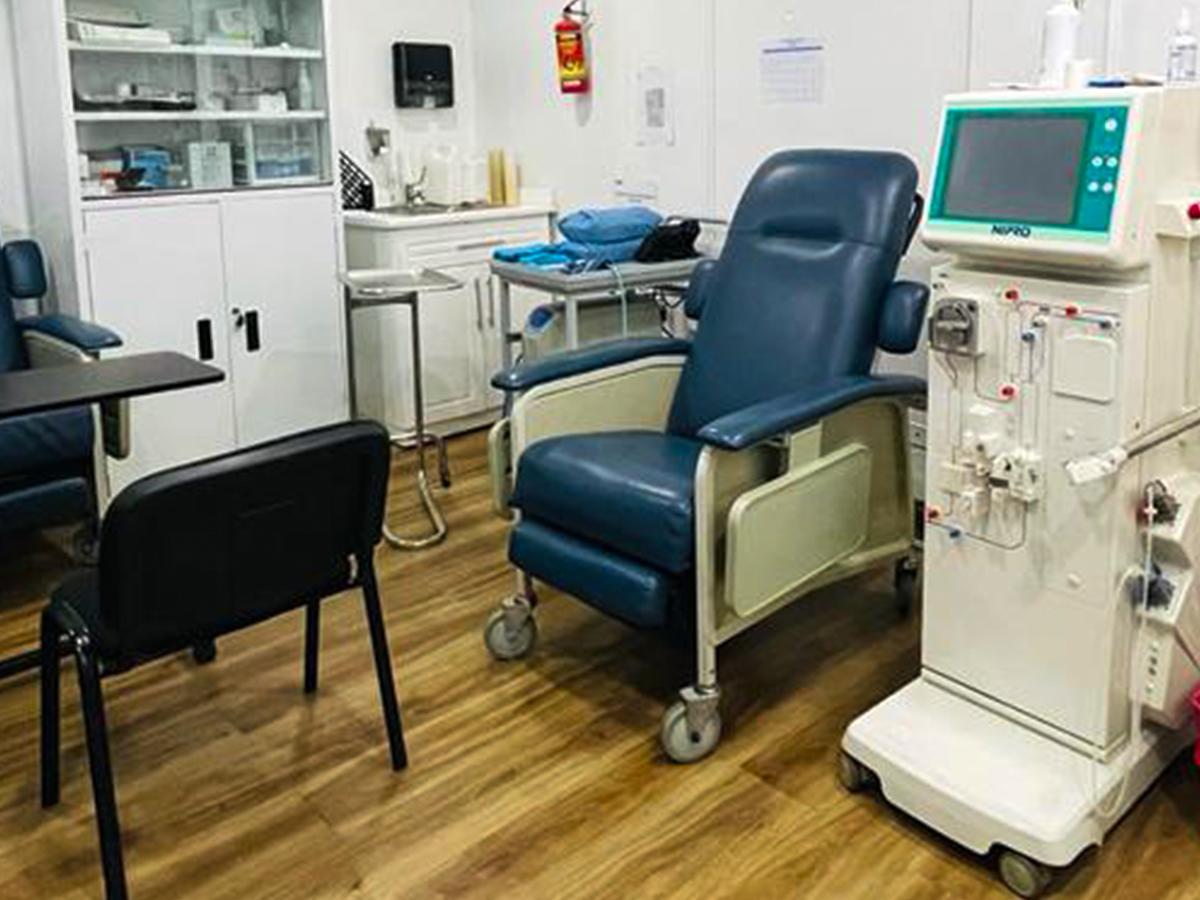 Sala de hemodiálisis del hospital CUH, aquí se realizan los procedimientos necesarios para suplir el funcionamiento de los riñones.