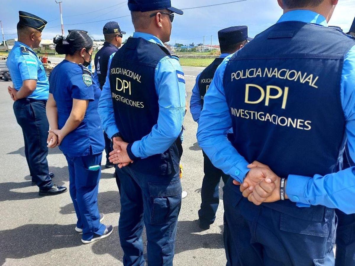 Ofrecen recompensa de 300 mil lempiras por autor de masacre en Roatán