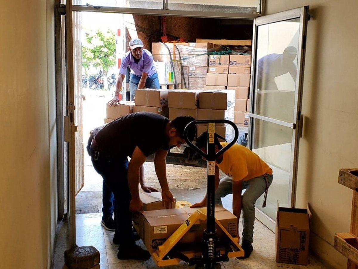 Hospital San Lorenzo recibe lote de medicamentos