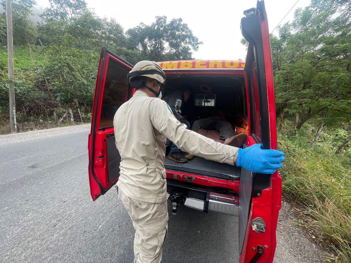 Los heridos fueron trasladados a un centro asistencial.