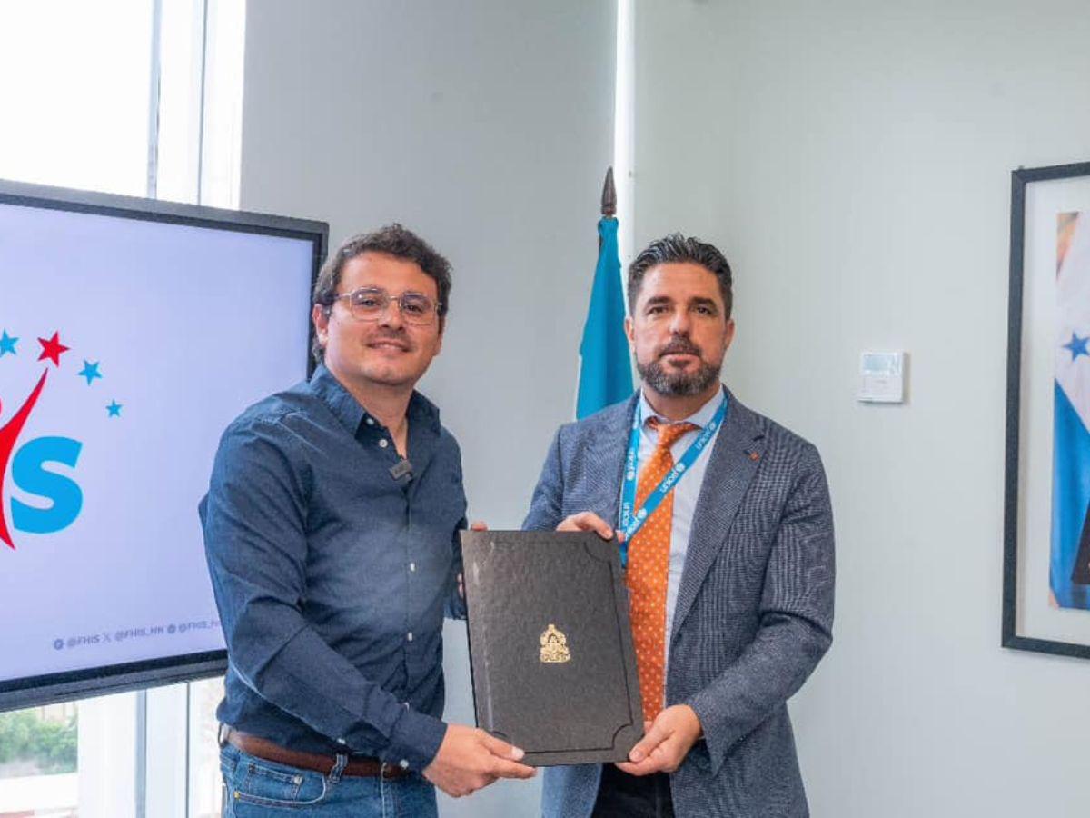 FHIS y UNICEF firman convenio para mejorar sistemas de agua potable en centros educativos