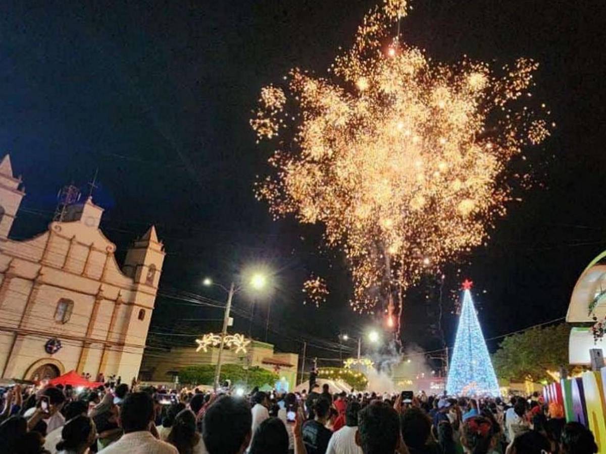 Con alegría y esplendor San Lorenzo da la bienvenida a la Navidad 2024