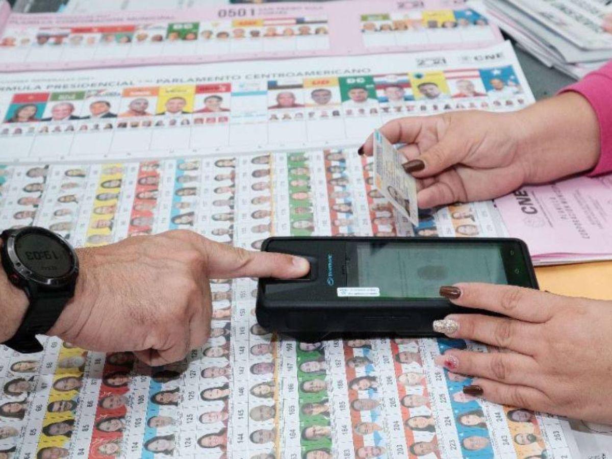 CNE necesitará 24 mil lectores biométricos para las elecciones primarias