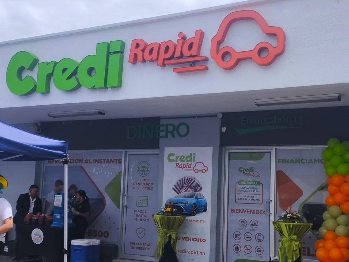 La fiesta de celebración se realizó en la oficina de Credi Rapid, Plaza Paseo Los Alcaldes.