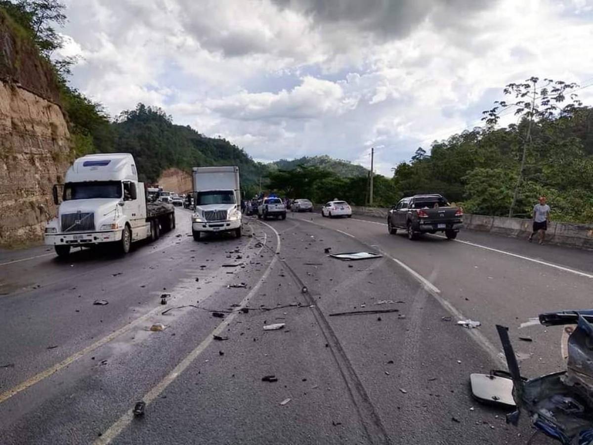 Un muerto y varios heridos deja brutal accidente en carretera CA-5