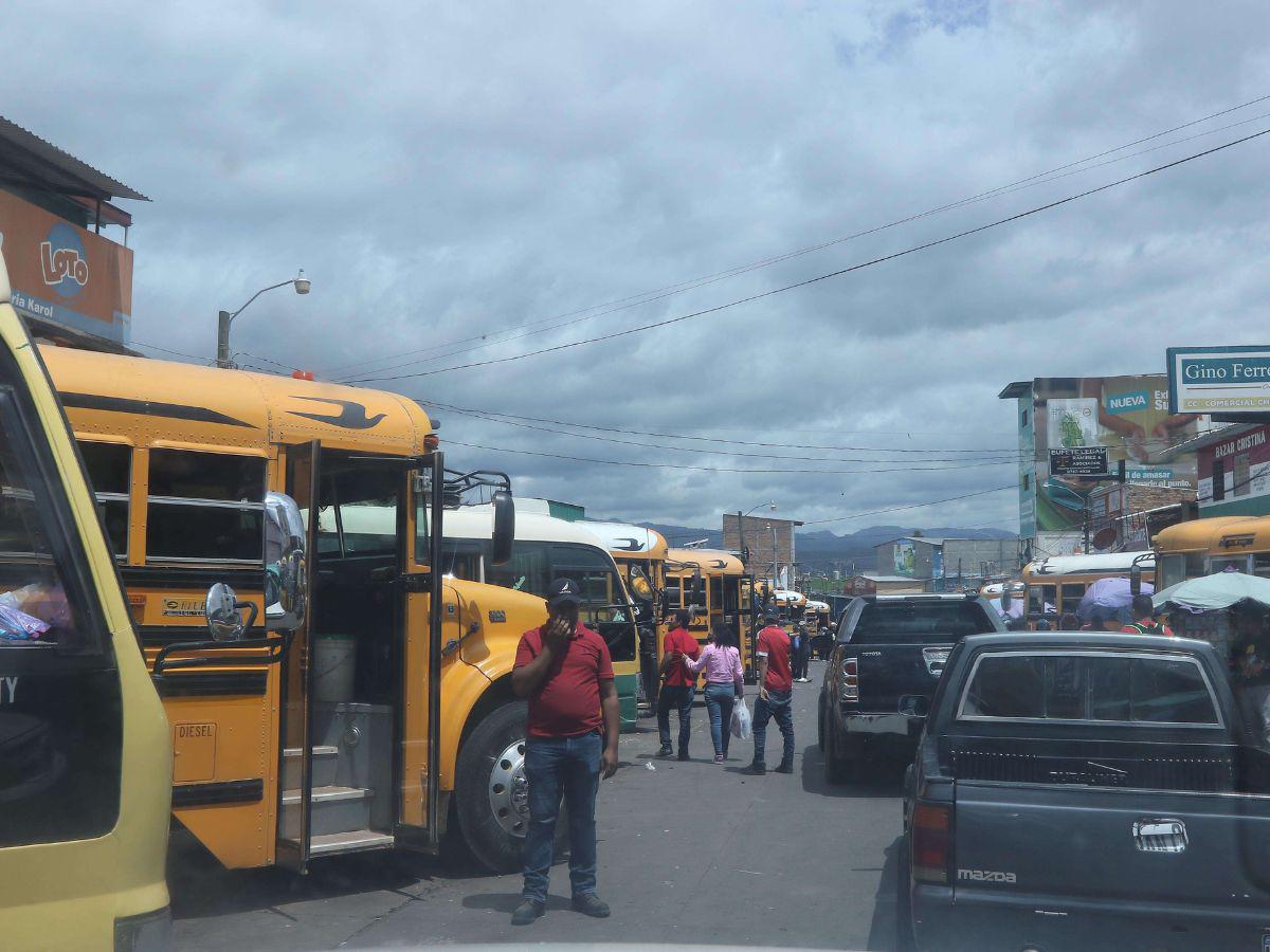 Urge descongestionamiento en el mercado Zonal Belén de la capital de Honduras