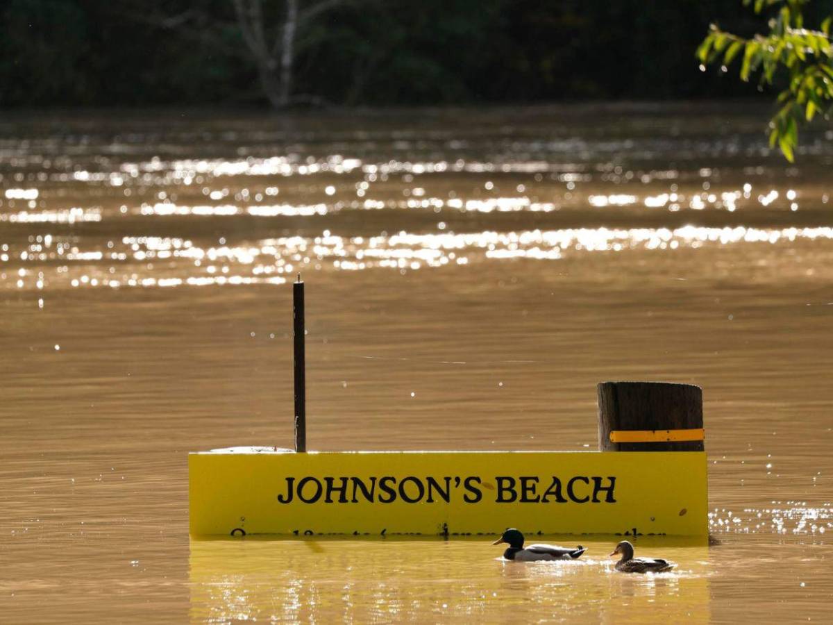 Tormenta deja inundado gran parte del norte de California; piden evacuar