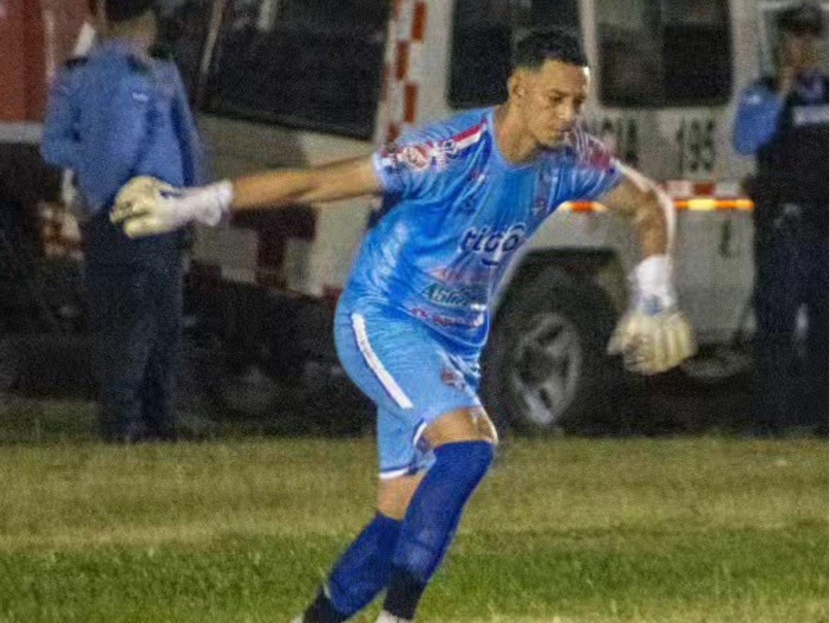 Jugador de Honduras es acusado de amaño de partidos y su equipo le rescinde contrato