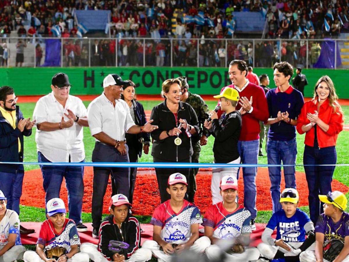 Así quedó el estadio “Chochi” Sosa de Tegucigalpa tras ser reinaugurado