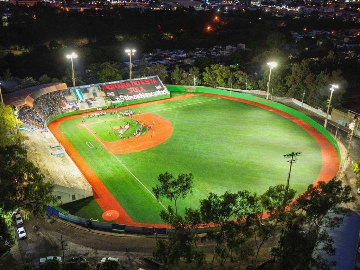 Así quedó el estadio “Chochi” Sosa de Tegucigalpa tras ser reinaugurado