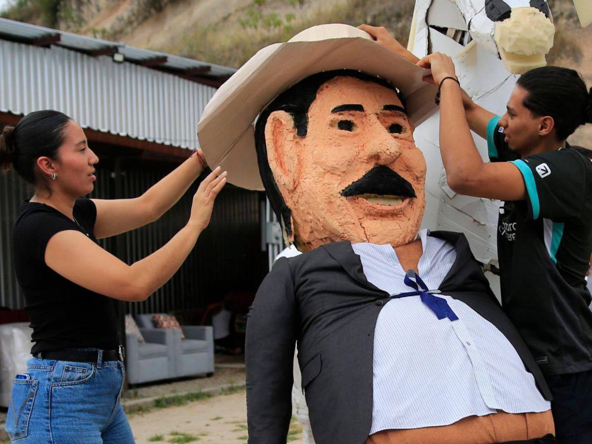 Monigotes de Mel y Xiomara serán “quemados” en Nochevieja