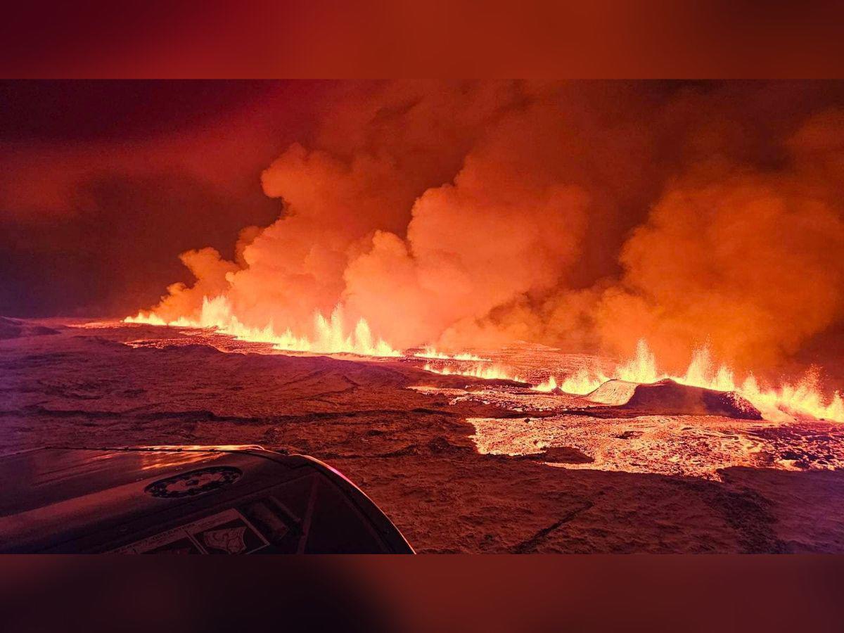 Erupción de volcán en Islandia disminuye intensidad