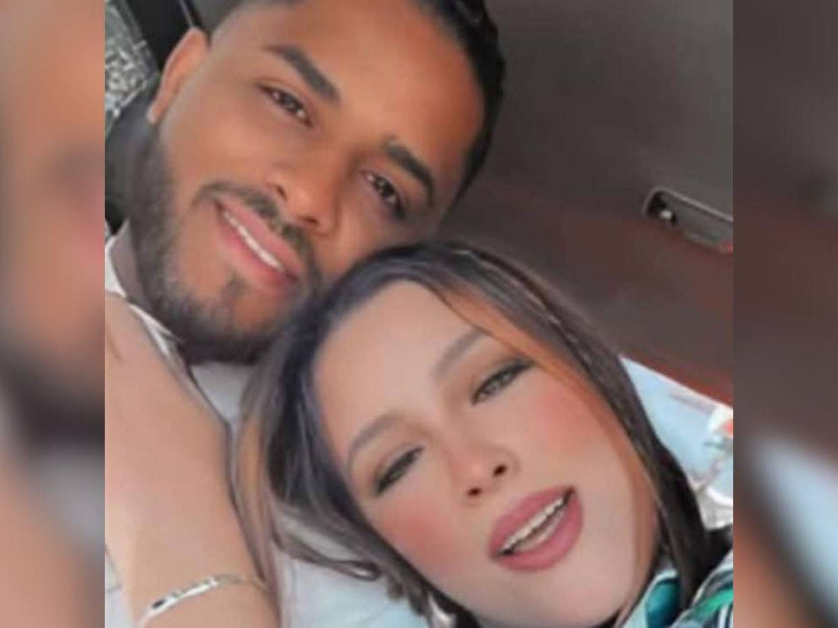 Mujer se besa con Romeo Santos en concierto y su esposo le pide el divorcio