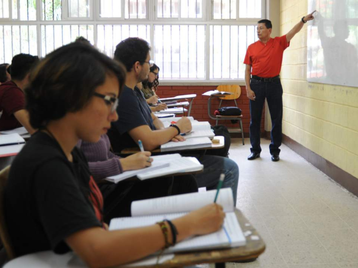 UNAH dará clases sábados y domingos: Aquí las asignaturas disponibles