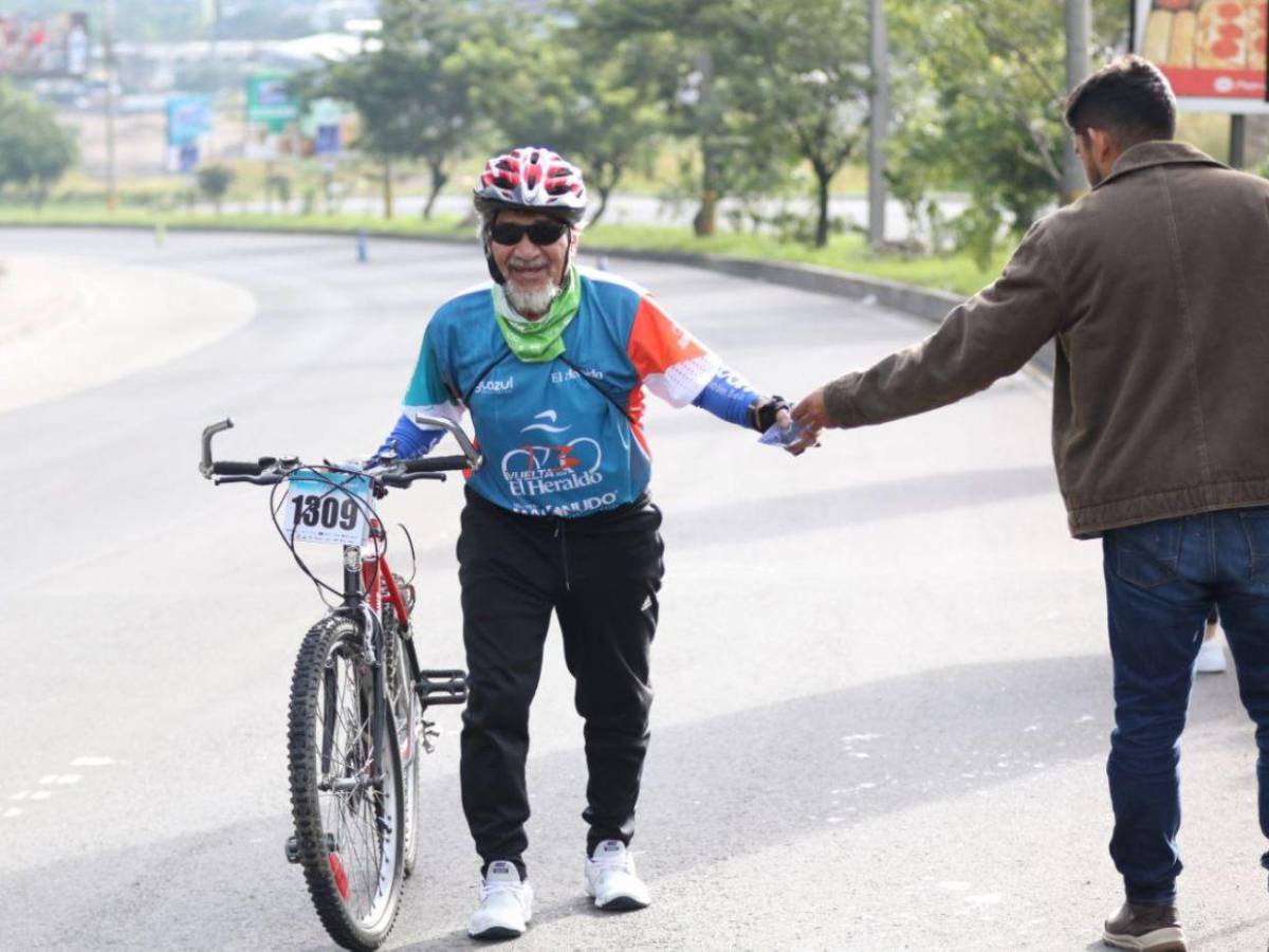 Extraordinaria cobertura del equipo de EL HERALDO en la Vuelta Ciclística 2024