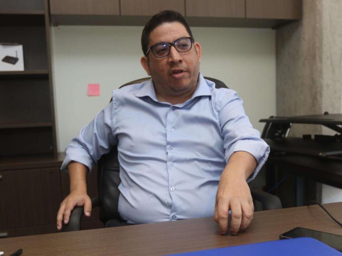 Erick Tejada: “Se suspende cadena nacional hasta nuevo aviso”