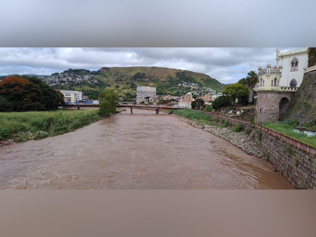 Caudal del río Choluteca disminuye tras las lluvias de la tormenta Sara