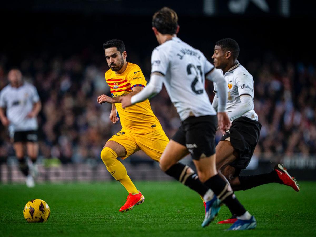 Barcelona no pudo ante Valencia y cada vez más lejos de la cima