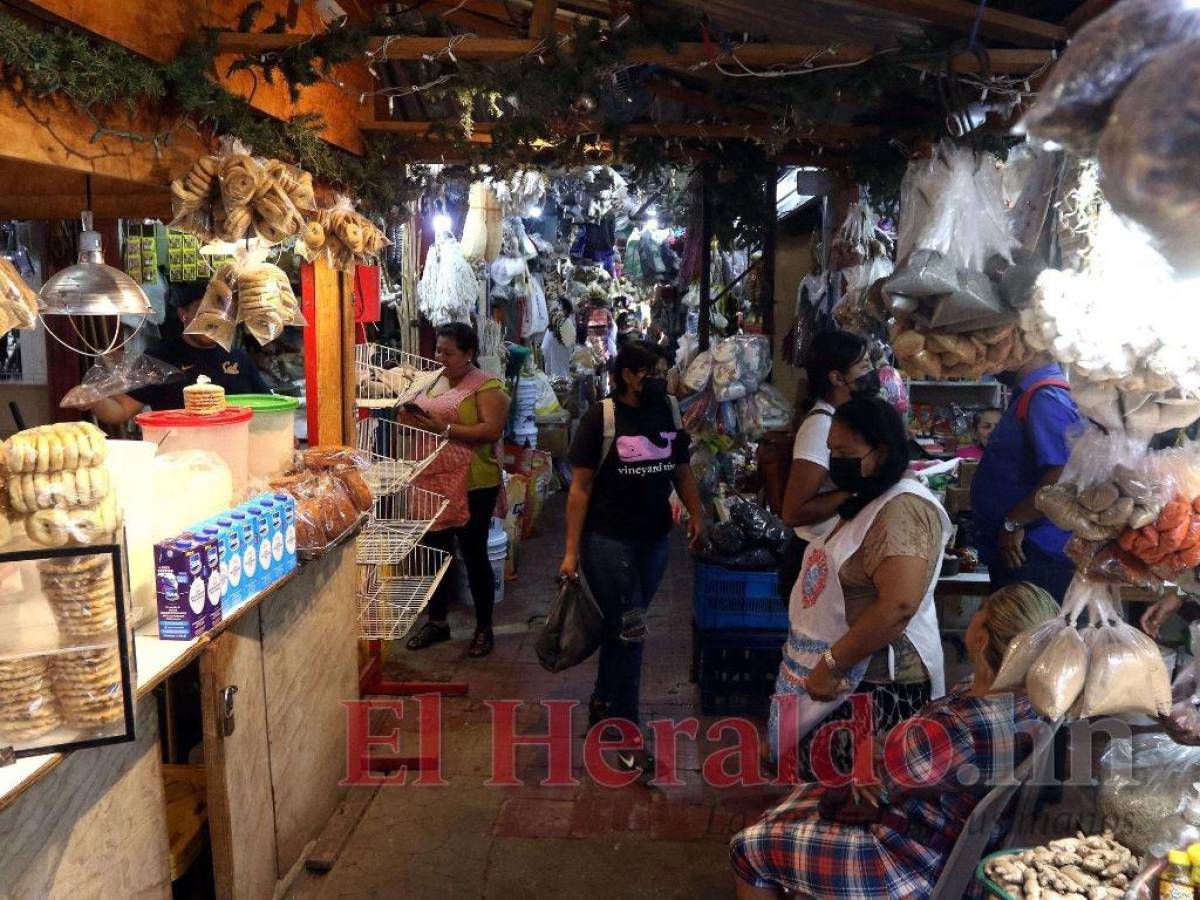 Buscan darle un toque turístico a los mercados para atraer clientes