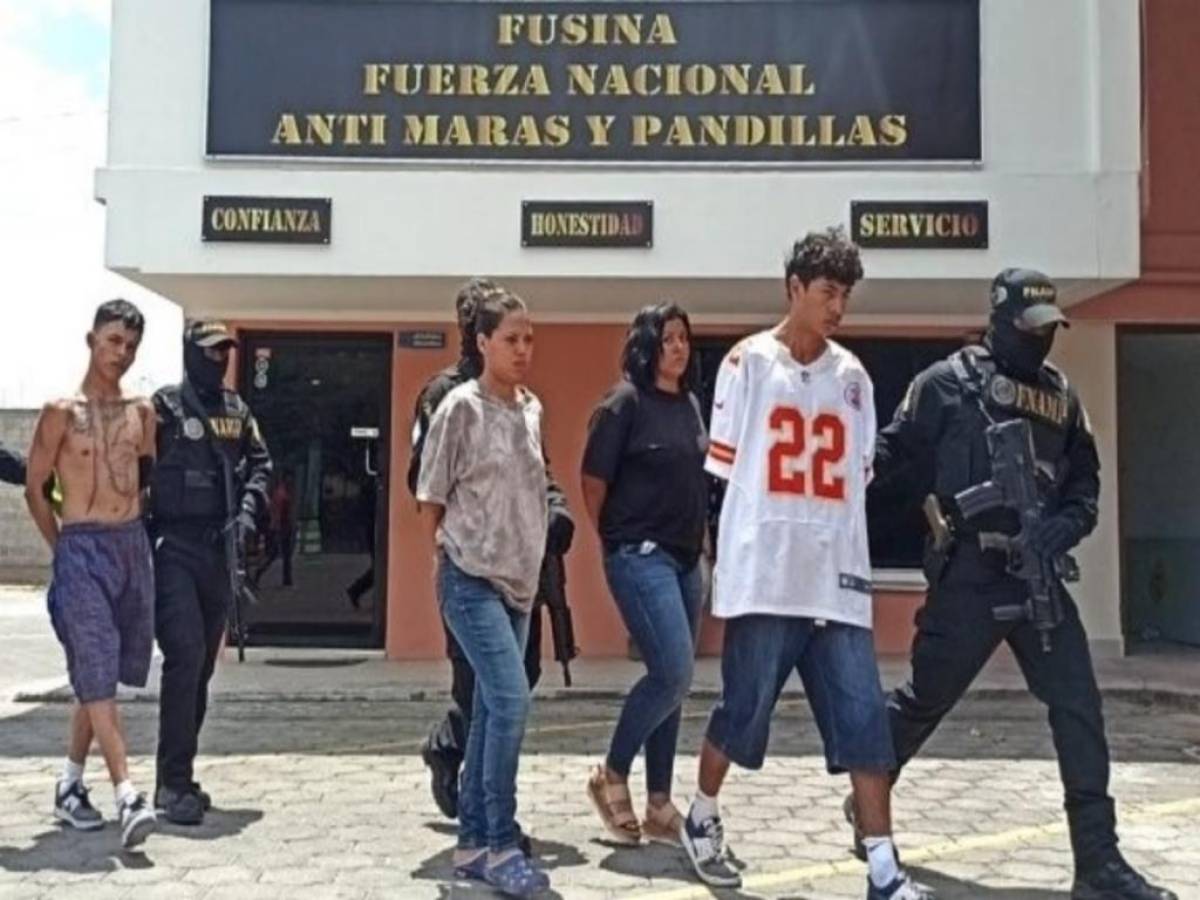 Caen siete presuntos pandilleros vinculados en incendio de bus en el mercado Mama Chepa