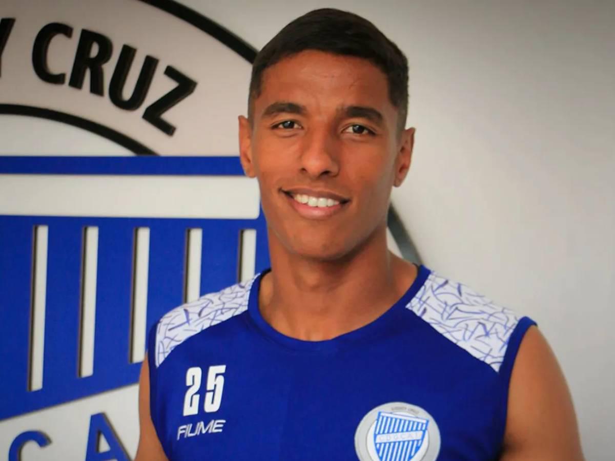 La vida del nuevo fichaje del Olimpia: De trabajar en un mercado a jugador profesional