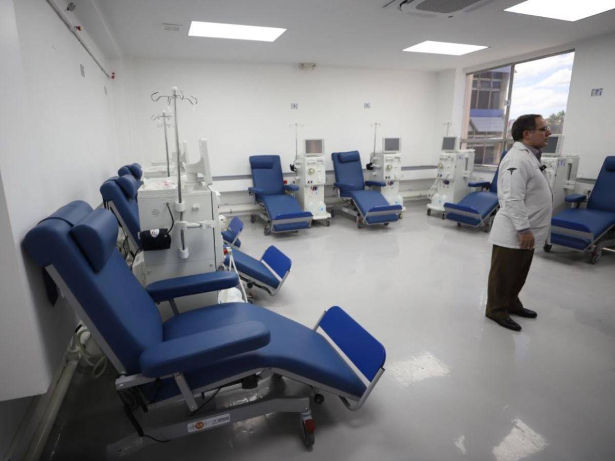 Así luce la nueva sala de hemodiálisis que se abrió en el Hospital Escuela