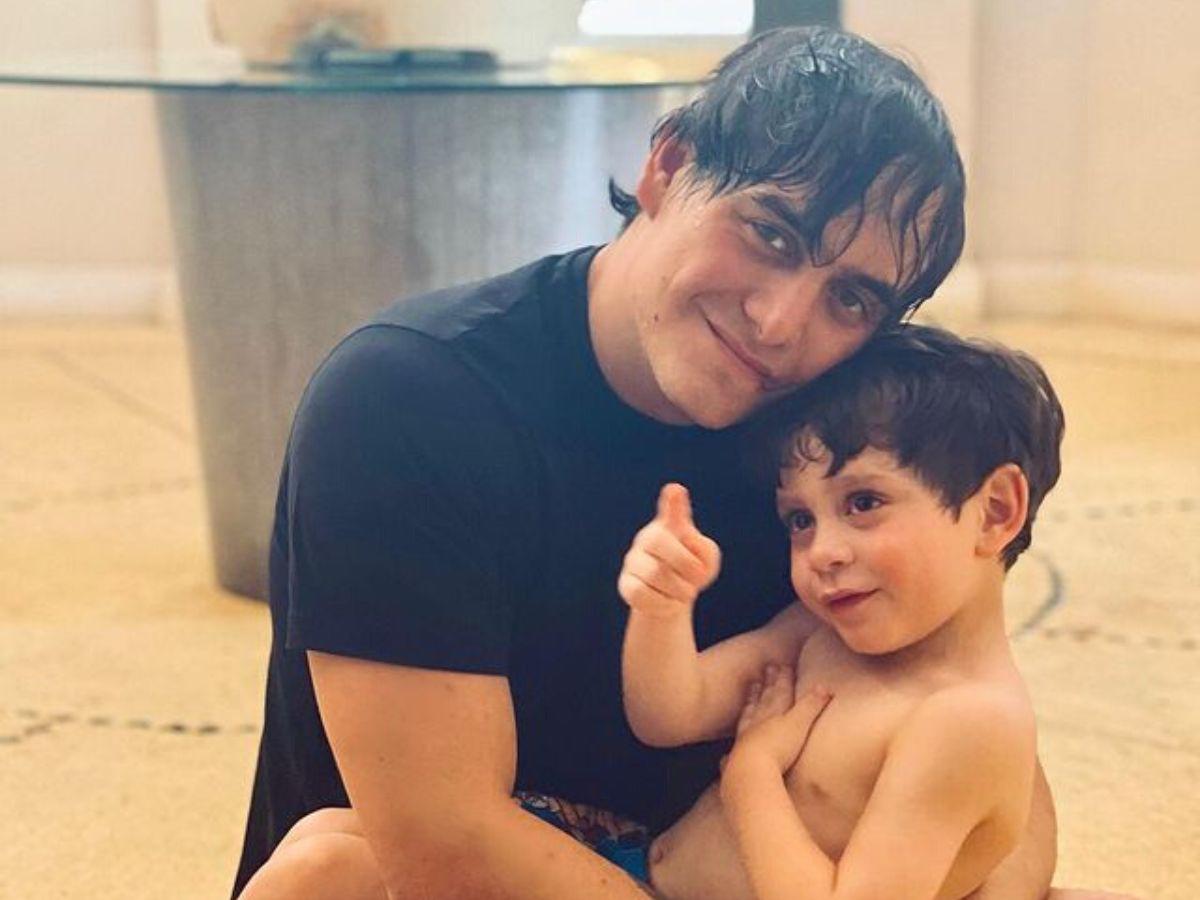 Hijo de Julián Figueroa dedica tierno mensaje a su padre: “Siempre a mi lado”