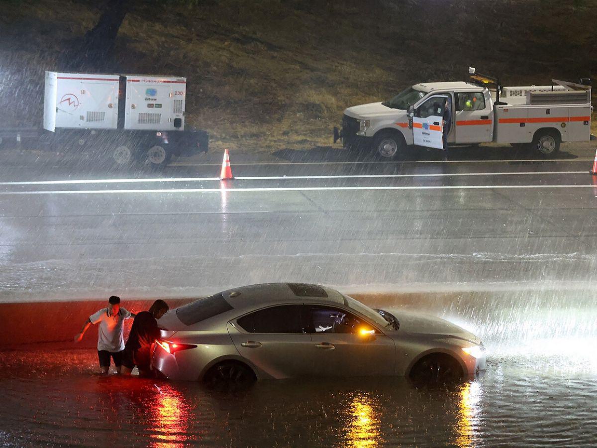 Terremoto sacudió California durante las tormentas por Hilary