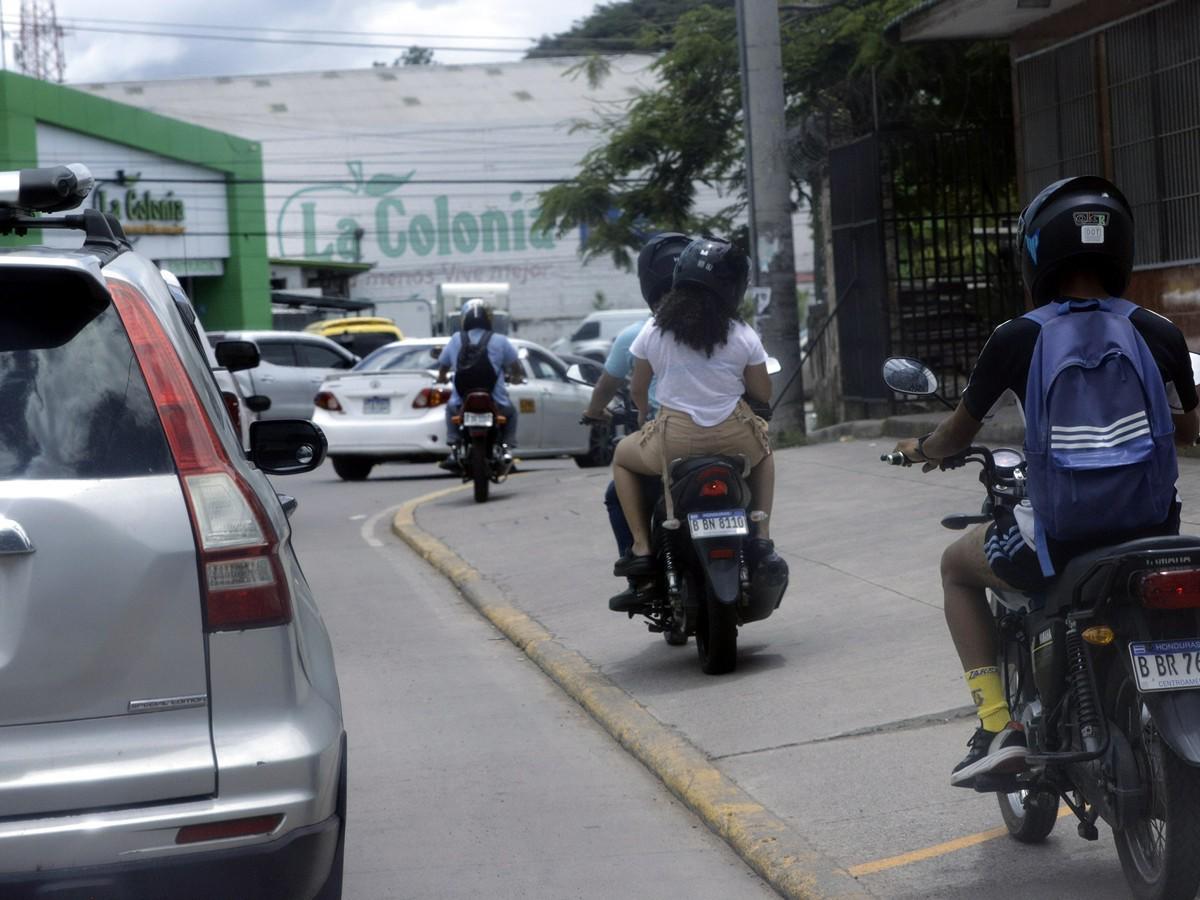 Malas costumbres que se deben evitar para  prevenir accidentes en moto