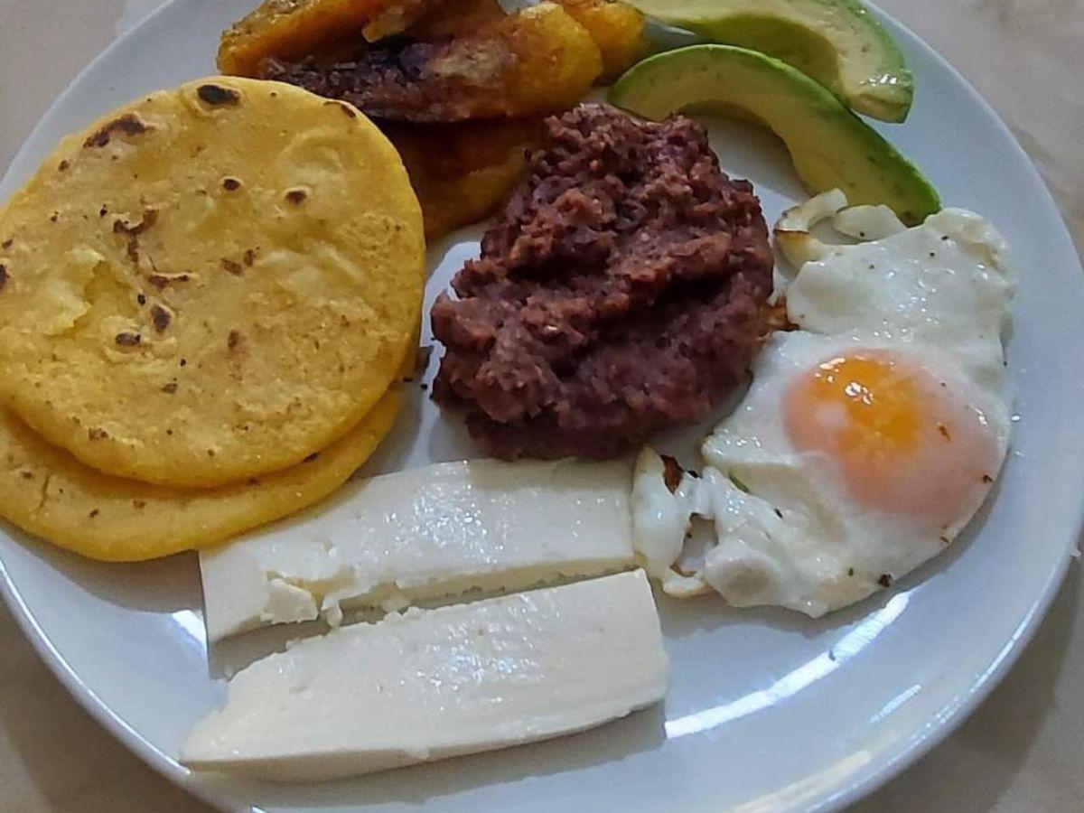 Restaurante Bar Tamales Catrachos en Madrid, el sueño cumplido de Claudia Cortés