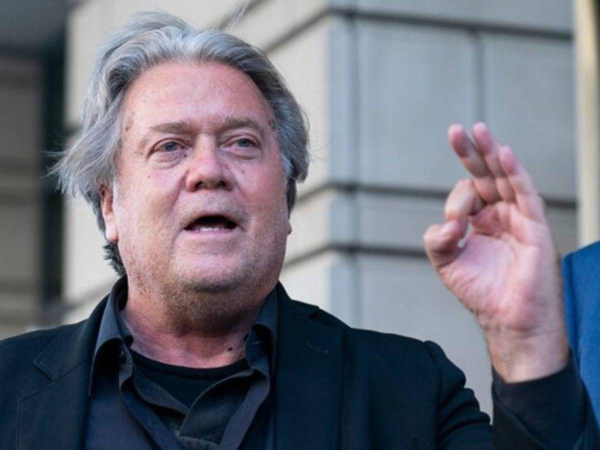 Bannon, exasesor de Trump, sentenciado a prisión por desacato al Congreso