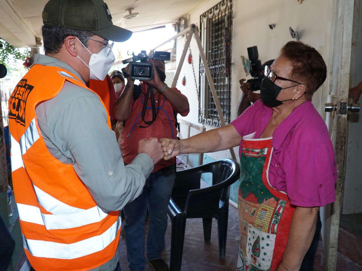 Fiscalía investiga si la ayuda humanitaria fue realmente entregada a los familiares.