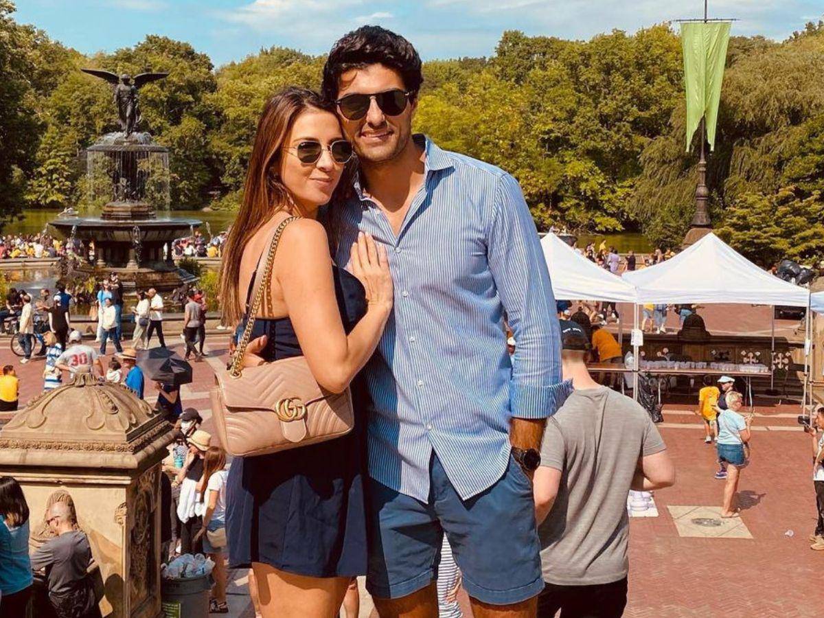 Maity Interiano viaja a México con su novio Anuar Zidan a “cumplir una promesa”