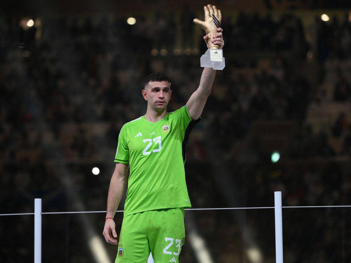 “Era el destino sufrir”: Emiliano Martínez tras victoria de Argentina en el Mundial